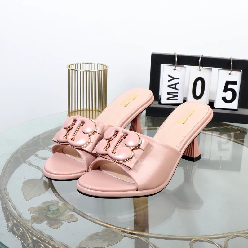 Women's slippers in summer  wear sandals with thin heels high heels