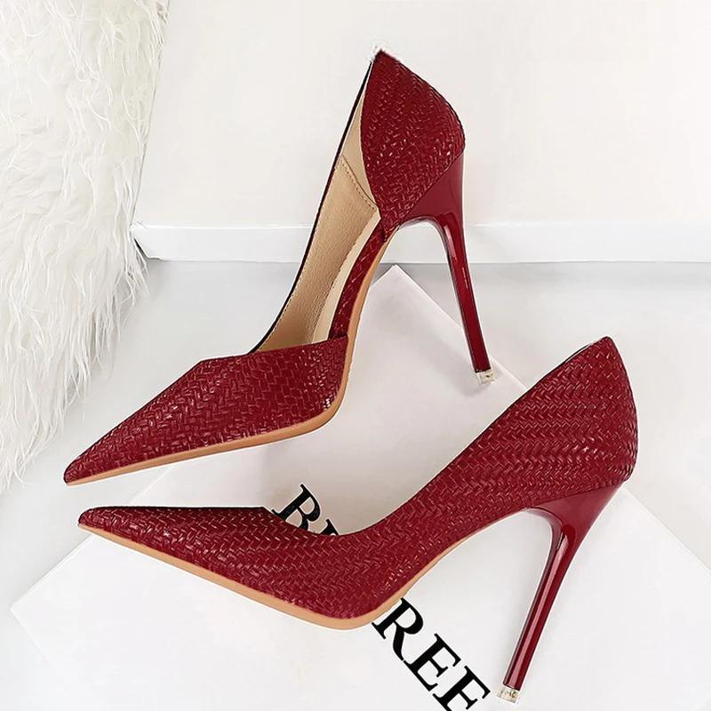 Fashion Wedding Red Women Pumps  New Weave Pattern High Heels