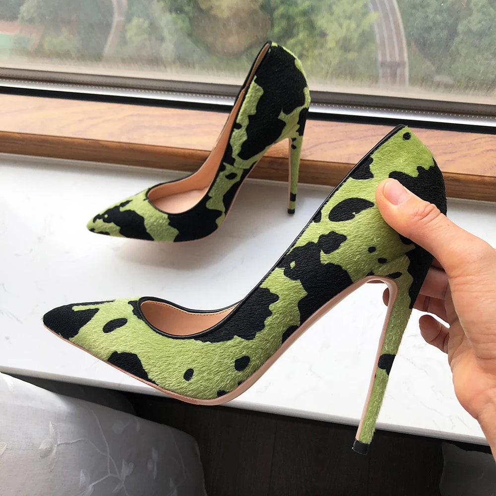 Hairy Grafitti Pattern Women Green Pointy Toe High Heel Shoes